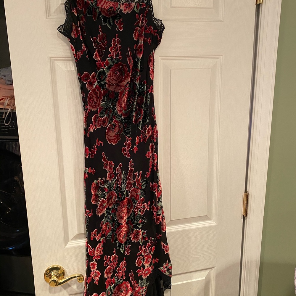 Betsy Johnson long evening dress